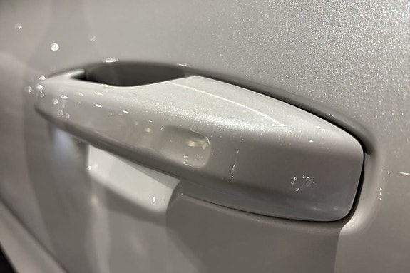 Volvo V60 15 of 19