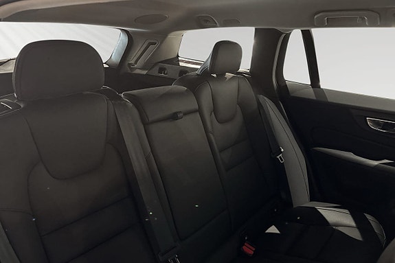 Volvo V60 11 of 19