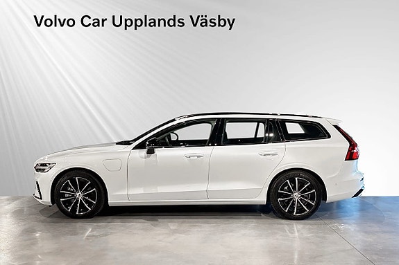 Volvo V60 3 of 19