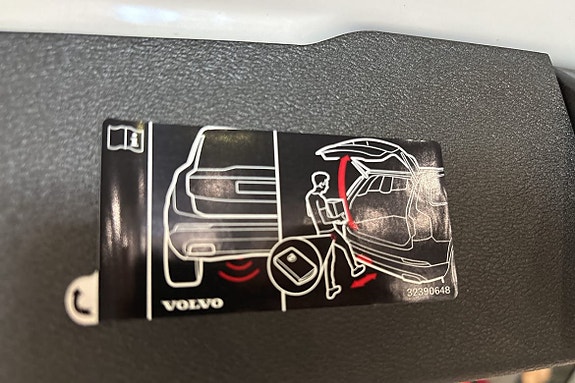 Volvo V60 13 of 19