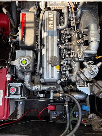 Yamarin 7400 Yamaha ME370 STI diesel -97 12 of 12
