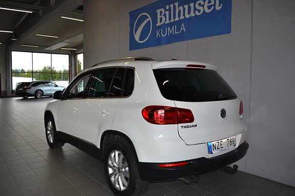 Volkswagen Tiguan 3 of 11