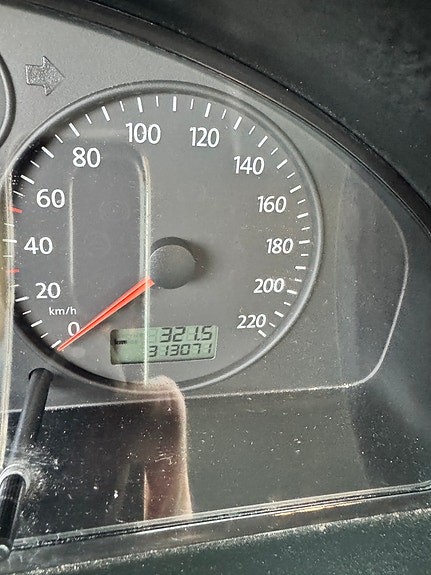 Volkswagen Transporter 2 of 5