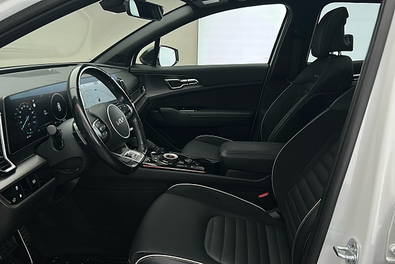 Kia Sportage 10 of 28
