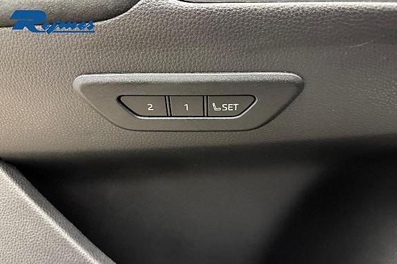 Toyota C-HR 23 of 24