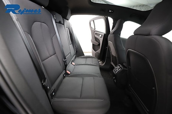 Volvo C40 17 of 26