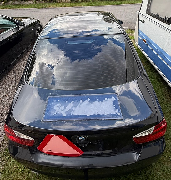 BMW 318i 6 of 19