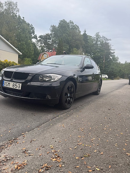 BMW 318i 11 of 19