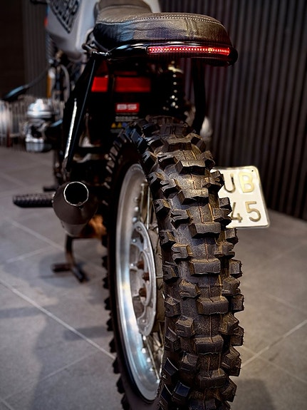 BMW Motorrad R80ST Scrambler 7 of 12