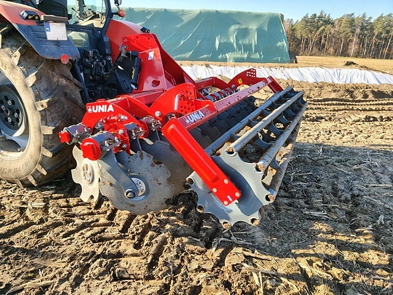 Unia Ares L 3,0 m tallriksredskap med rörvält 500 mm. 3 of 3
