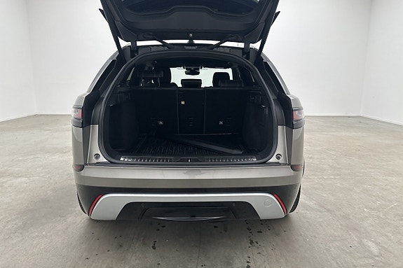 Land Rover Range Rover Velar 26 of 28
