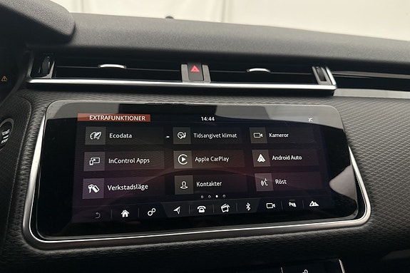 Land Rover Range Rover Velar 18 of 28