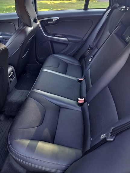 Volvo V60 5 of 7