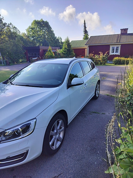 Volvo V60 6 of 7