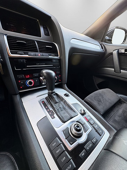 Audi Q7 23 of 29