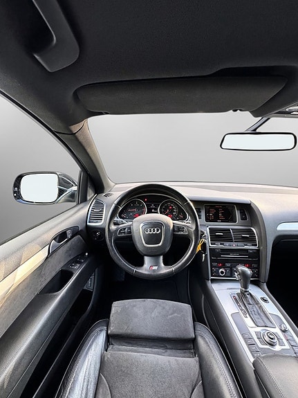 Audi Q7 15 of 29