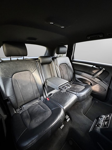 Audi Q7 25 of 29
