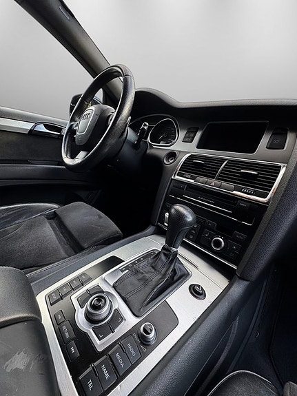 Audi Q7 20 of 29