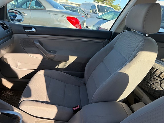 Volkswagen Golf I 18 of 20