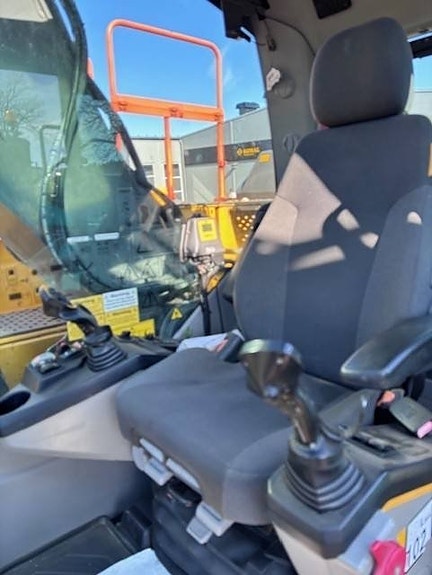 Volvo EC220EL 4 of 8