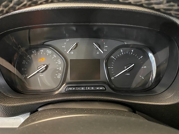 Peugeot Expert 26 of 30