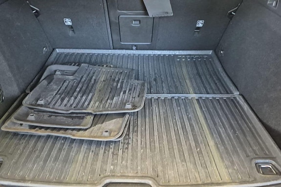 Volvo V60 19 of 22