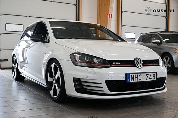 Volkswagen Golf I 2 of 17