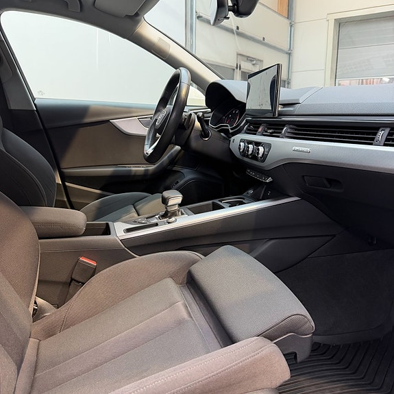 Audi A4 allroad 12 of 13