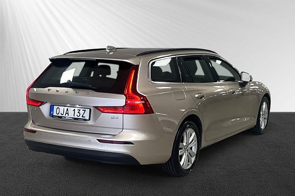 Volvo V60 4 of 9