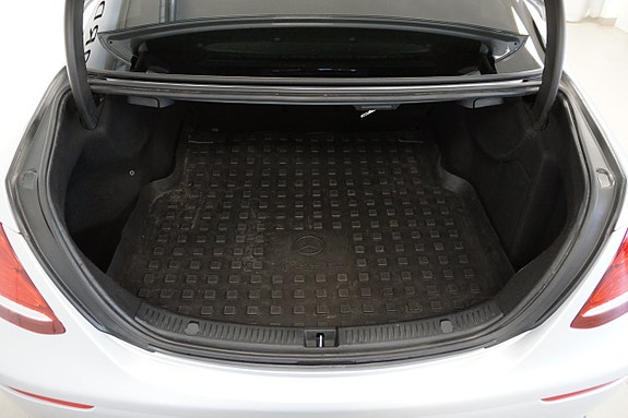 Mercedes-Benz E220 d 14 of 20
