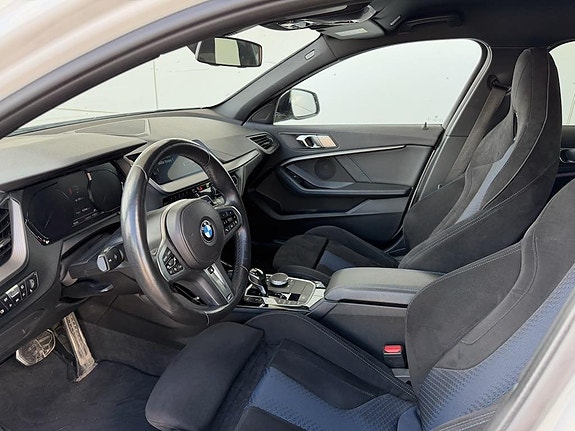 BMW 118i 3 of 3