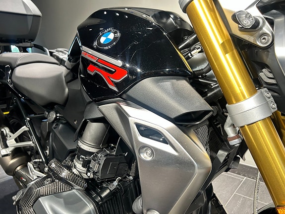 BMW R1250R Opt719/Akra/Kolfiber/Väskor/Hugger 11 of 20