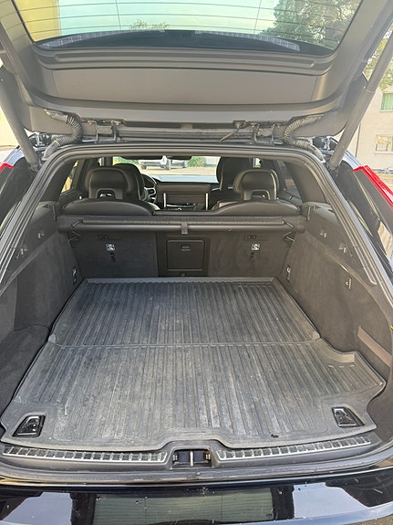 Volvo V90 6 of 10