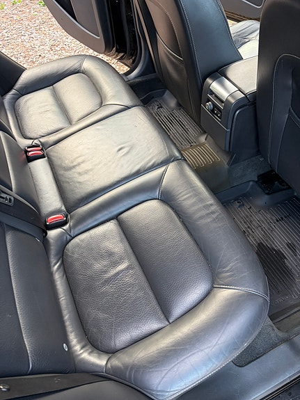 Volvo XC70 7 of 7