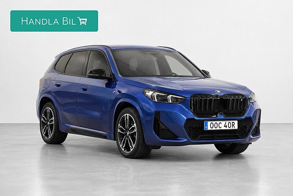 BMW iX1 4 of 24