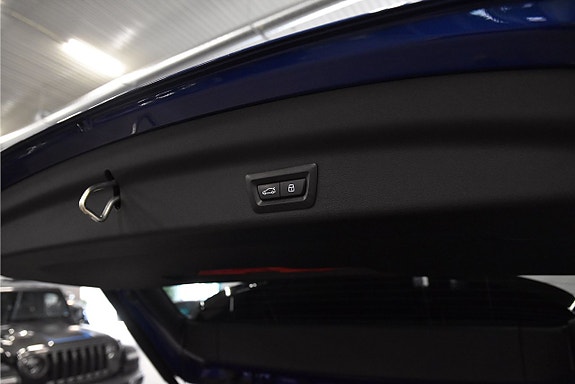 BMW iX1 23 of 24