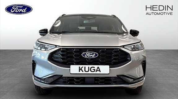 Ford Kuga 8 of 12