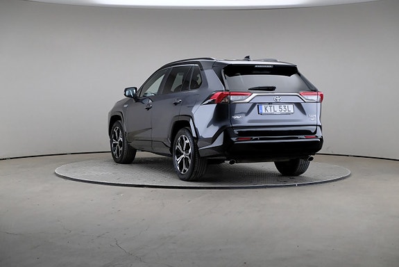 Toyota RAV4 Plug-in Hybrid 2 of 27