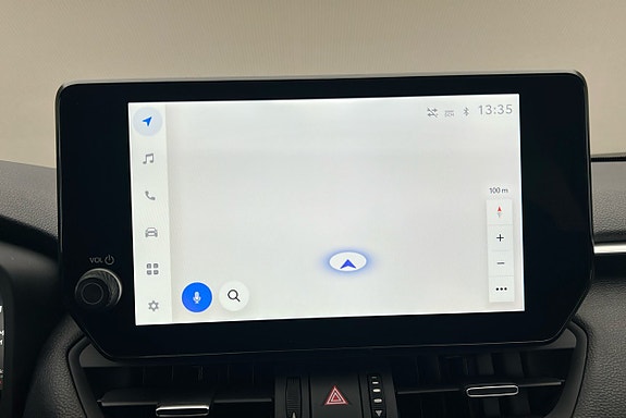 Toyota RAV4 Plug-in Hybrid 8 of 27