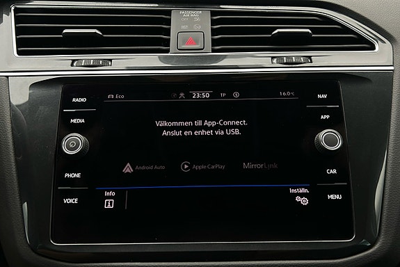 Volkswagen Tiguan 24 of 24
