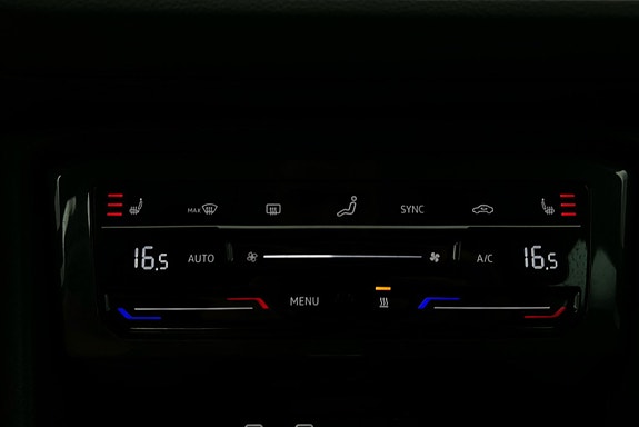 Volkswagen Tiguan 17 of 24