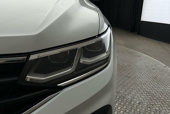Volkswagen Tiguan 11 of 24