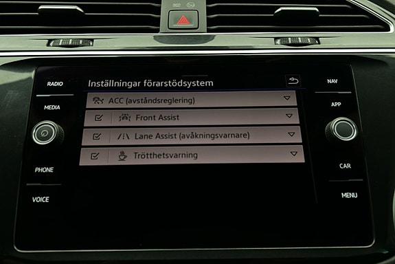 Volkswagen Tiguan 21 of 24
