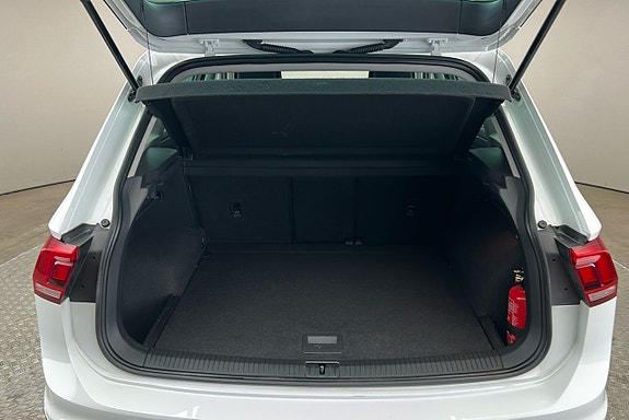 Volkswagen Tiguan 14 of 24