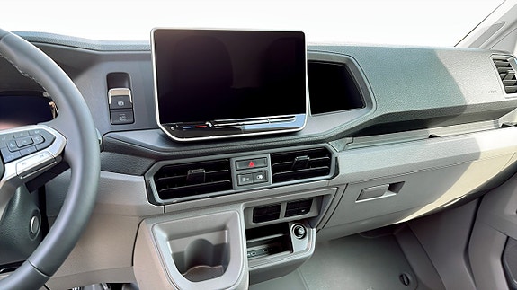 Volkswagen Crafter 9 of 12