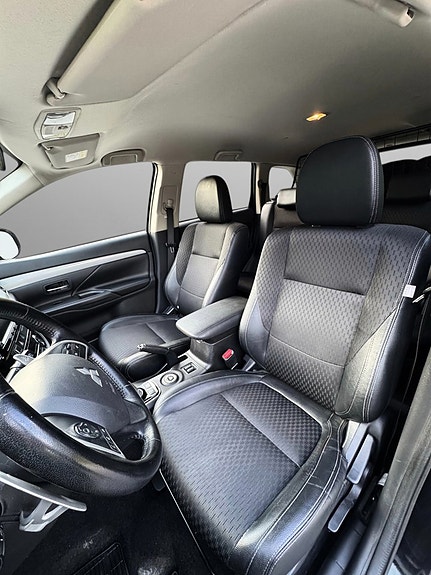 Mitsubishi Outlander 15 of 27