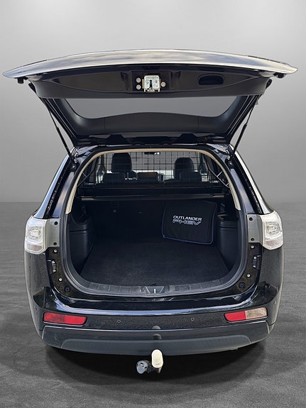 Mitsubishi Outlander 25 of 27