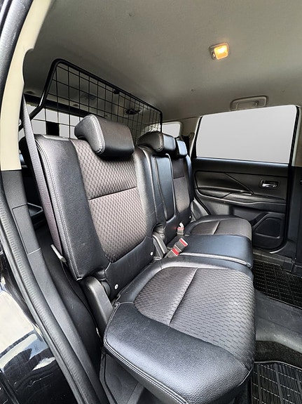 Mitsubishi Outlander 23 of 27