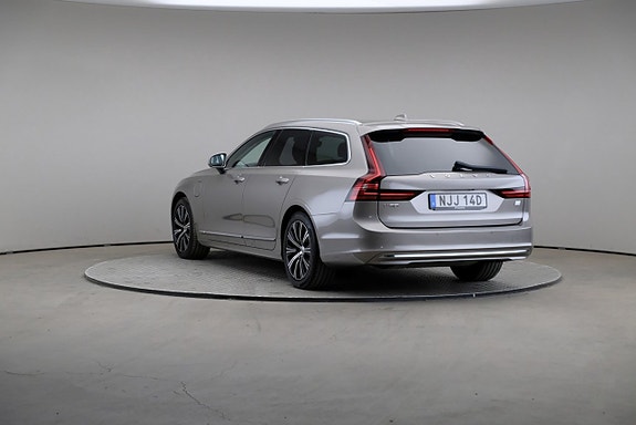 Volvo V90 2 of 3