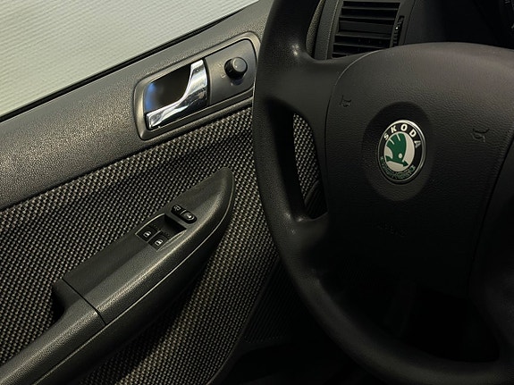 Skoda Fabia 8 of 13